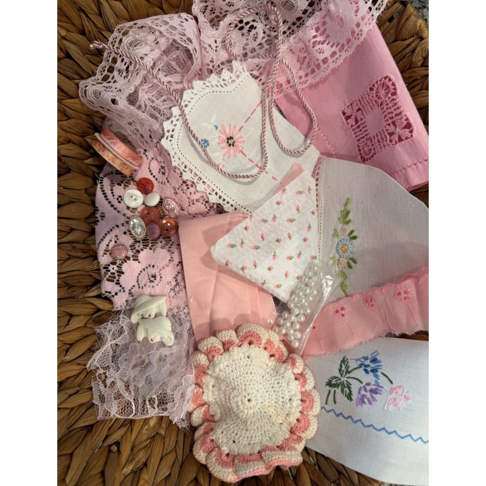 Slow Stitch Misc lot Pink‎ Fabric Lace Button Junk Journal Kit vintage